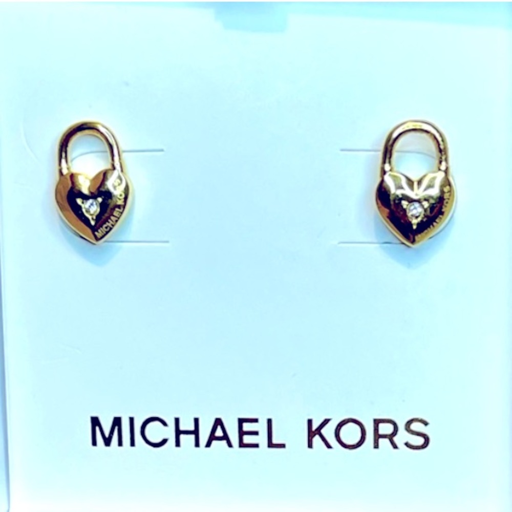 New Michael Kors Logo Heart Padlock Stud Earrings - Picture 3 of 11